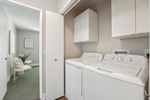 100 Schooner Court, Richmond CA: https://media.crmls.org/mediaz/9fff73d5-08cc-49e1-8865-aa58949a6fd2.jpg