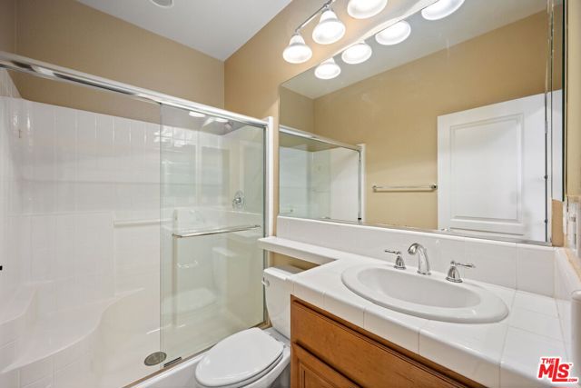 45495 Peacock Place, Temecula CA: https://media.crmls.org/mediaz/9fff86ed-df48-4dff-bf8b-83a097fd2b63.jpg
