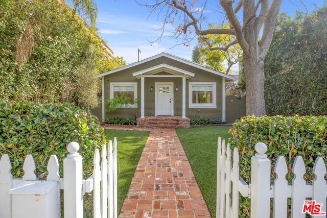 934 AMOROSO Place Venice, California Beautifully constructed California craftsman on the desirable Venice walk streets designed by Bill Tsui! A spacious retreat, this home exudes both luxury & comfort. The 4 bed, 4 bath home features a new chef's kitchen with designer finishes, high-end stainless steel appliances & marble countertops. Enjoy an open floor plan, custom wine wall, & a spacious sunlit living room & family room. The upstairs master suite has a large walk-in closet, private balcony, & stunning ensuite bathroom with a double vanity, walk-in shower & soaking tub. With another 2 guest bedrooms + guest bath upstairs, 1 bedroom downstairs, & additional bonus room, this home offers the flexibility to create a home office, media, or fitness space. Other features include a 2 car garage, laundry room, & a tree lined private front yard perfect for soaking in the California sunshine without ever leaving home. Incredible location walkable to Abbot Kinney & Venice hot spots. This special home is not to be missed!