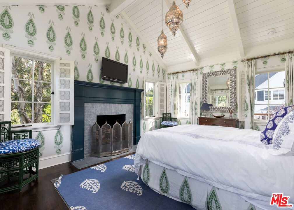 Guest House Master Bedroom