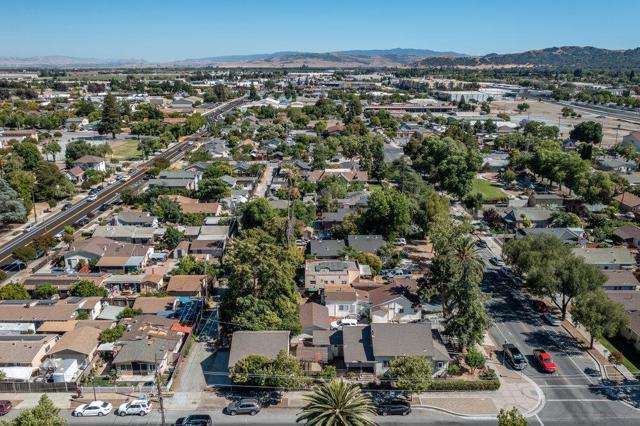 358 6th Street, Gilroy, California 95020, 3 Bedrooms Bedrooms, ,2 BathroomsBathrooms,Single Family Residence,For Sale,6th,ML81852443