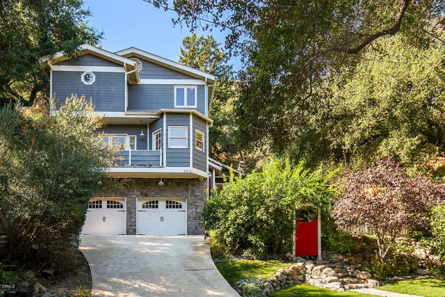 Photo of 2715 Hermosita Drive, Glendale, CA 91208