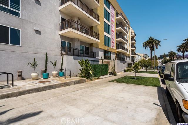 Image 3 for 2939 Leeward Ave #508, Los Angeles, CA 90005