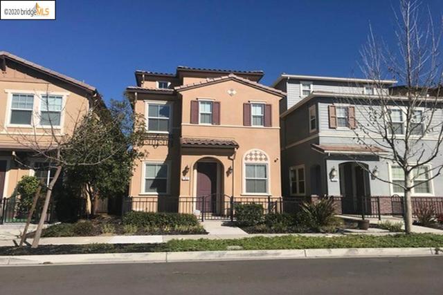 762 KING PALM LANE Brentwood, California 3 STORY PALMILLA TOWNHOME! 3 BEDROOMS PLUS LARGE 3RD FLOOR BONUS ROOM! COMPLETED BUILD IN 2014! UPDATED KITCHEN WITH GRANITE AND EATING BAR! ATTACHED OVERSIZED 2 CAR GARAG! FENCED FRONT YARD! WOOD PLANK FLOOR ENTRY LEVEL! LAUNDRY ROOM CONVENIENT TO BEDROOMS! ALL THIS AND CENTRAL BRENTWOOD CONVENIENT TO ALL!