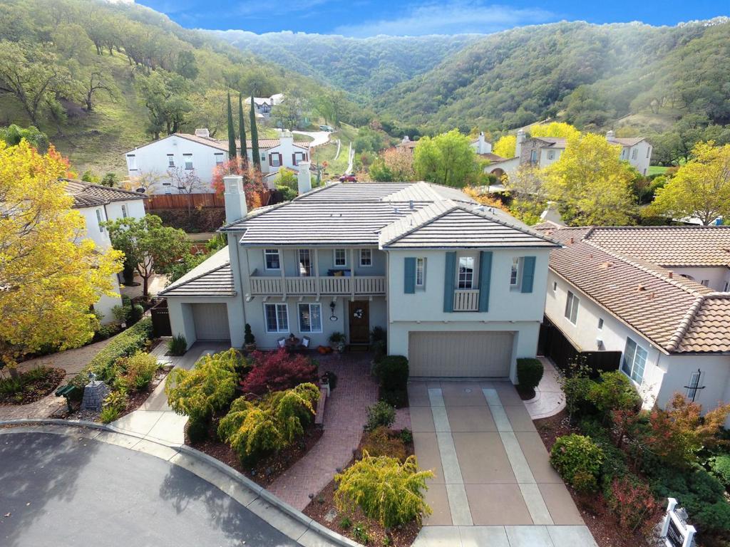 2331 Young Toms Court