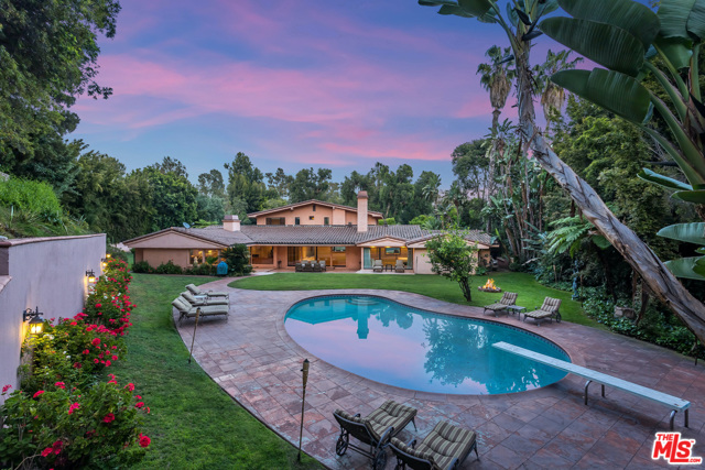 1013 N Beverly Drive Beverly Hills, California Private & gated Mediterranean Estate on over 39,000 sq ft of land. Prime Beverly Hills location, moments to Rodeo Drive and The Beverly Hills Hotel. Featuring 6 bedrooms and 8 baths, the compound includes a large motor court, vast lawns and large pool. Great sense of space and privacy with the ability to expand the existing residence or build new. Two privacy gates with lots of parking. The estate can be combined with "The Beverly House" for a total of 4.4 acres, this property provides a once in a lifetime opportunity.