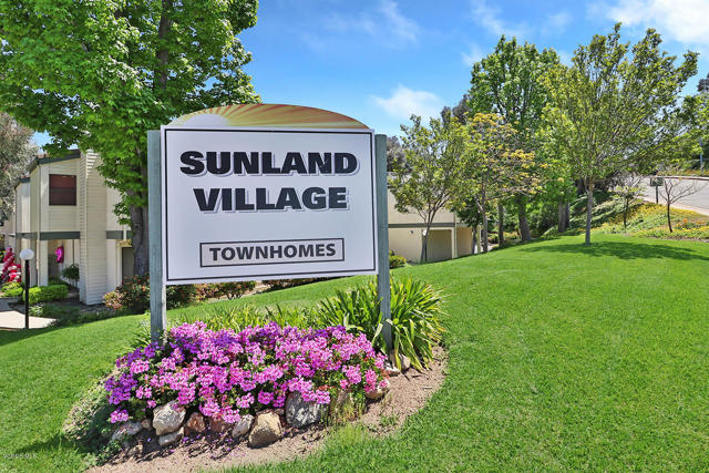 10574 Sunland Boulevard, Sunland, California 91040, 2 Bedrooms Bedrooms, ,2 BathroomsBathrooms,Condominium,For Sale,Sunland,220004271