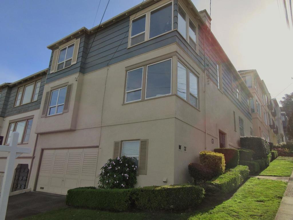1700 Funston Avenue