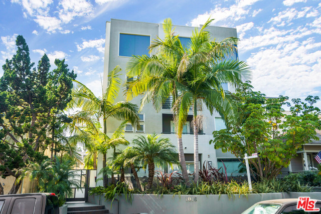 1018 2ND Street 3 Santa Monica, California Ultimate luxury home, in the heart of Santa Monica, stones throw away from the ocean. This MUST SEE sleek contemporary townhouse is available for rent or purchase, in the prime North of Wilshire area, w/ award winning schools! This is a 3 BD & 2.5 BA + Den/Ofc w/ OPEN spacious floor plan & abundance of natural light. High ceilings greet you when entering this bright home, updated w/gourmet kitchen, modern appliances, & French doors that open to a private patio. Hardwood floors lead to the 2nd floor. Wake up to majestic views of the water & step out onto the private balcony off the Master BD, with stunning marble BA w/ jacuzzi and steam shower. A full marble BA is nestled between 2 bright guest BDs. Front loading W/D, security system, motorized blinds & custom closets throughout. Subterranean, private entry 2 car parking w/ guest spots. This newly renovated gem is block from the ocean, within steps of Palisades Park, 3rd St. Promenade, Santa Monica pier, and trendy restaurants.