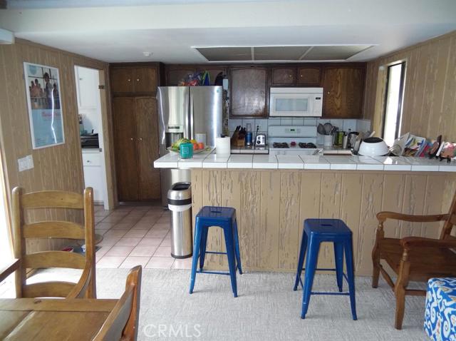 627 Guadalupe Avenue, Redondo Beach, California 90277, 2 Bedrooms Bedrooms, ,2 BathroomsBathrooms,Residential,Sold,Guadalupe,525748