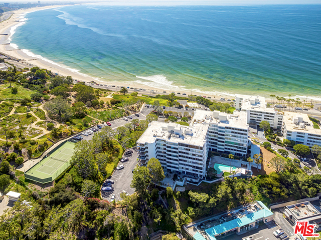 17352 W Sunset Boulevard 506 Pacific Palisades, California Escape to this spectacular Pacific Palisades ocean view condo in prestigious Edgewater Towers. Beautifully remodeled large 1 bedroom featuring nearly 1200 square feet of living space in a peaceful setting. Inspirational views of the Pacific Ocean out every window. Remodeled kitchen features walnut cabinets, quartz countertops and stainless appliances. Located minutes from the new Palisades Village and Santa Monica. Walk to restaurants, shopping and stunning beaches. Resort-style amenities include 24/7 guard gate, 2 saltwater pools, tennis court, gym, picnic area, gazebo and hiking trails all on over 9 acres overlooking the ocean and Santa Monica mountains. Entire property was extensively updated in 2016. Amazing opportunity to live in one of the nicest places on the coast yet close to everything.