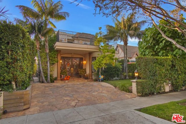 447 S Almont Drive Beverly Hills, California Owner, custom built three floor home on tree lined street with flexible living spaces. Timeless features throughout the home, including Venetian plaster walls, top of the line appliances, built in cabinetry, steam shower and bidet in the primary bath and open spacious rooms that afford easy living. Two bedrooms on bottom floor have been combined to create great room/media room. Upstairs are the primary suite, two additional bedrooms in a "Jack & Jill layout, plus another bedroom for a total of four bedrooms on the top floor. Fireplaces in the living room, den, and primary bedroom. An expansive deck on the top floor with outdoor seating that overlooks the street. Heated pool and spa in the backyard.