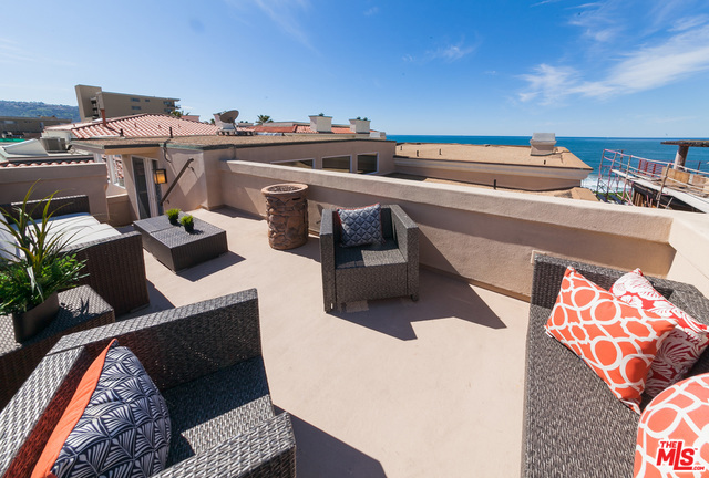 814 ESPLANADE, Redondo Beach, California 90277, 3 Bedrooms Bedrooms, ,3 BathroomsBathrooms,Residential,Sold,ESPLANADE,17205676