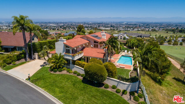 Photo of 1 CLUB VIEW Lane, Rolling Hills Estates, CA 90274