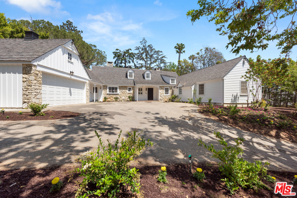 926 N Alpine Drive