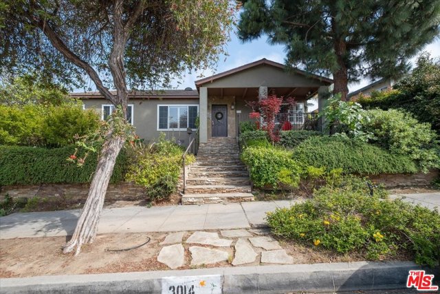 3014 Urban Avenue Santa Monica, California Prime Santa Monica! Renovated 4 bed/3 bath house with over 2,200 sq ft of living space. Bright and spacious single-level floor plan features an upgraded kitchen complete with granite counter tops, stainless steel appliances, tile backsplash and custom cabinetry. Home also features hardwood floors, recessed lighting and double pane windows throughout. One of the largest lots on Urban Avenue at 7,840 square feet and comes equipped with a detached garage and three extra parking spaces. Enjoy a beautifully landscaped private backyard which is an agricultural lovers dream! Choose from an abundance of fruit trees including Meyer Lemon, Guava, Lime, Persimon, Fig, Crab Apple, Kumquat, Navel Orange & Pomegranates! Great schools, located in the highly coveted Edison Elementary school district! Close to freeways and walking distance to restaurants, farmers market & parks. Don't miss out on this gem!