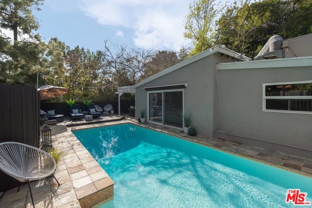 3525 LAURELVALE Drive