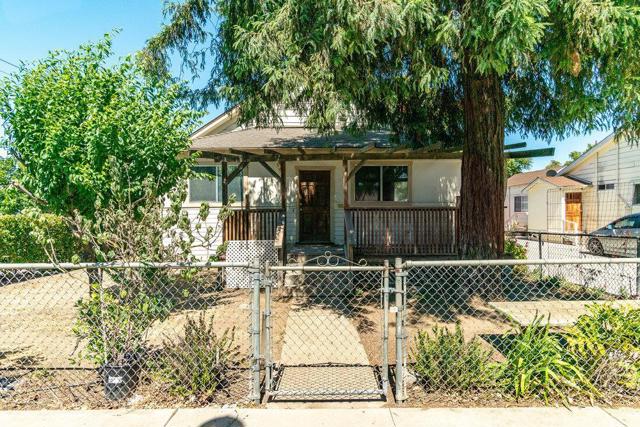 358 6th Street, Gilroy, California 95020, 3 Bedrooms Bedrooms, ,2 BathroomsBathrooms,Single Family Residence,For Sale,6th,ML81852443