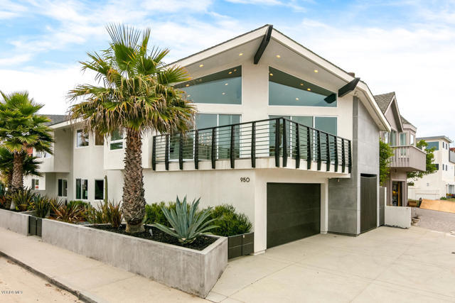 Photo of 950 Mandalay Beach Road, Oxnard, CA 93035