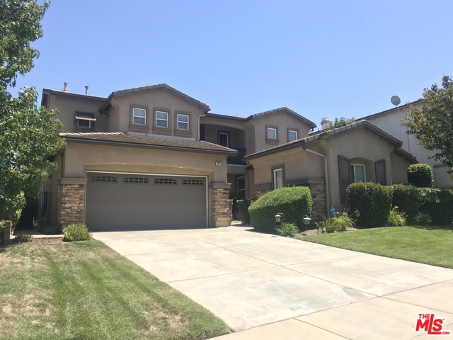 2271 Toulouse St, Corona, CA 92882