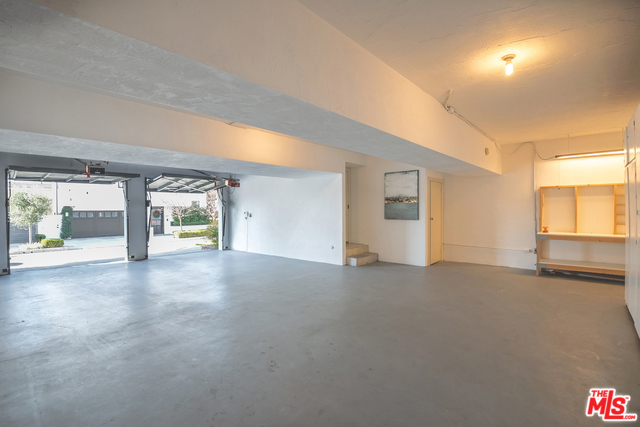 Private Garage