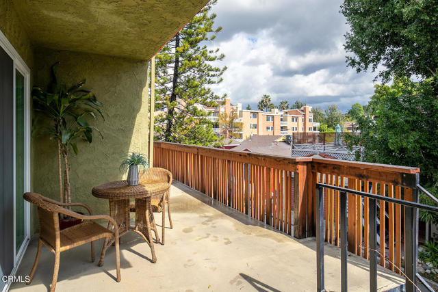 3333 Wood Terrace, Los Angeles, CA 90027