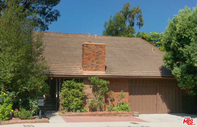 10218 Autumn Leaf Circle, Los Angeles, CA 90077