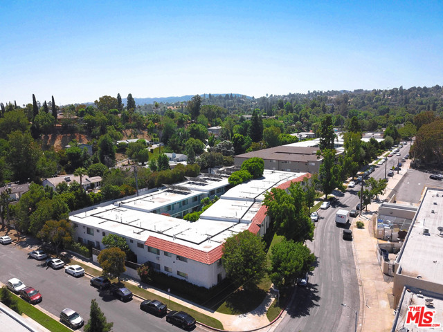 Photo of 5480 QUAKERTOWN Avenue, Woodland Hills, CA 91364