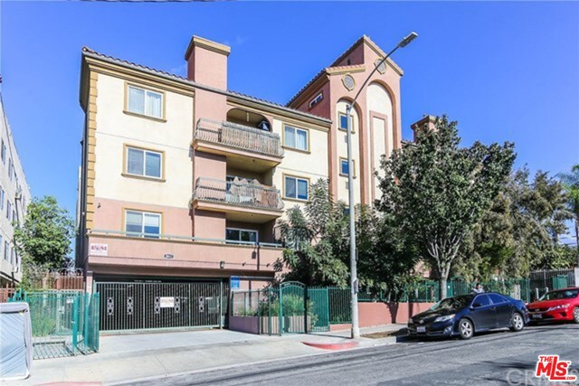 2811 Francis Ave #305, Los Angeles, CA 90005