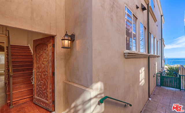 814 ESPLANADE, Redondo Beach, California 90277, 3 Bedrooms Bedrooms, ,3 BathroomsBathrooms,Residential,Sold,ESPLANADE,17205676