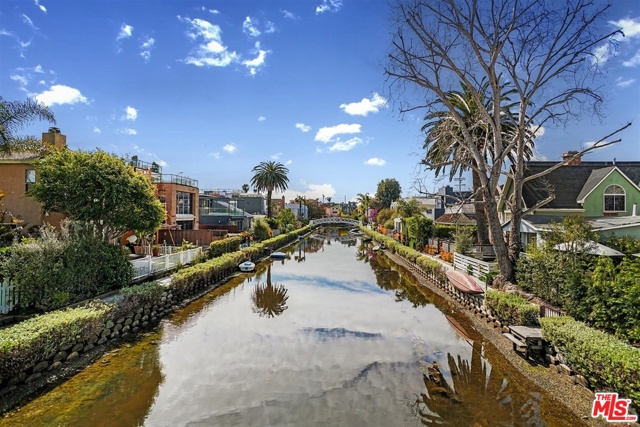 Image 3 for 447 Carroll Canal, Venice, CA 90291
