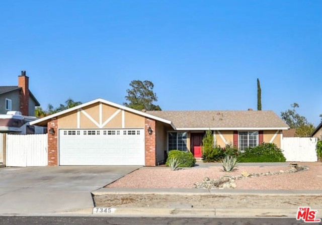 7345 Whitewood Dr, Fontana, CA 92336