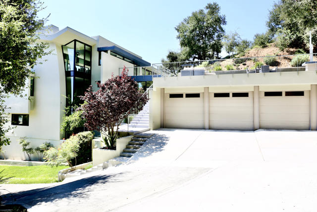 Photo of 3555 Shaw Ranch Road, Pasadena, CA 91107
