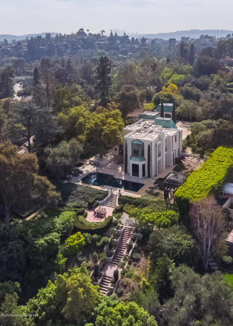 Photo of 988 Buckingham Place, Pasadena, CA 91105