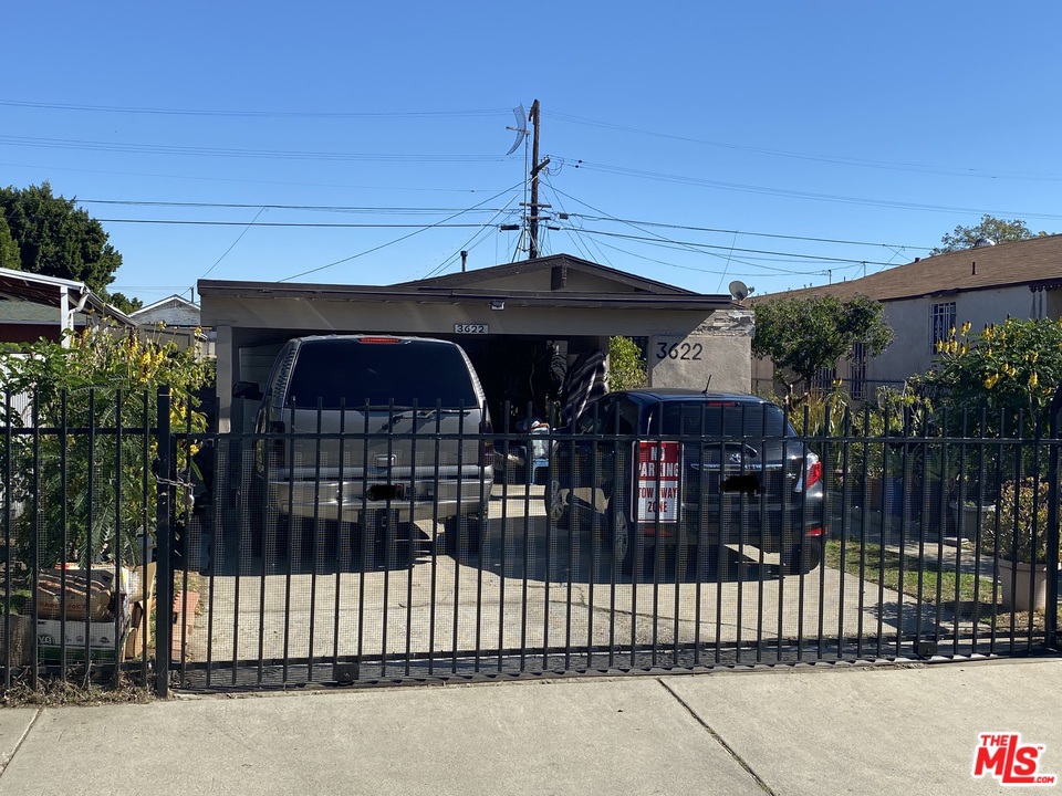 3622 Griffith Avenue