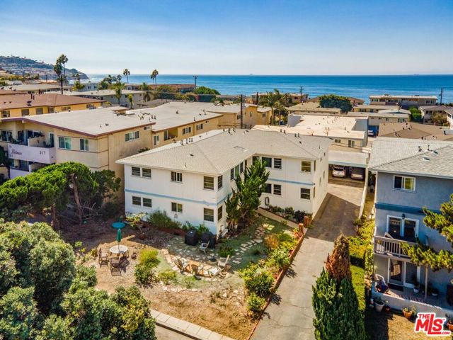 313 Calle Miramar, Redondo Beach, California 90277, ,Residential Income,Sold,Calle Miramar,21787786