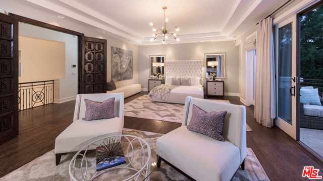 12000 CREST Court
