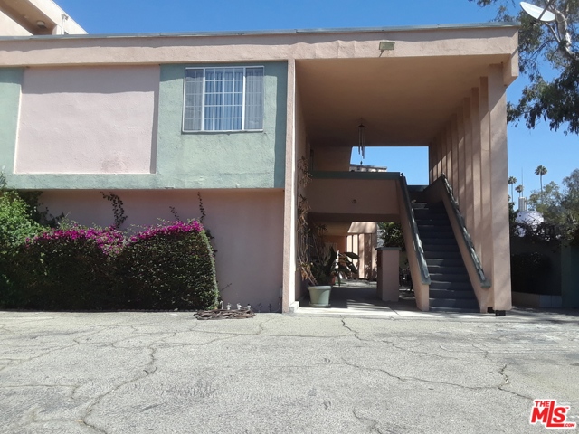 5819 Carlton Way, Los Angeles, California 90028, ,Residential Income,For Sale,Carlton,21765014