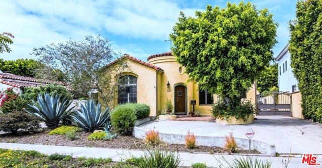 221 WETHERLY Drive, Beverly Hills, California 90211, 3 Bedrooms Bedrooms, ,2 BathroomsBathrooms,For Sale,WETHERLY,18376190