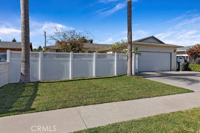 2161 Meyer Pl, Costa Mesa, CA 92627