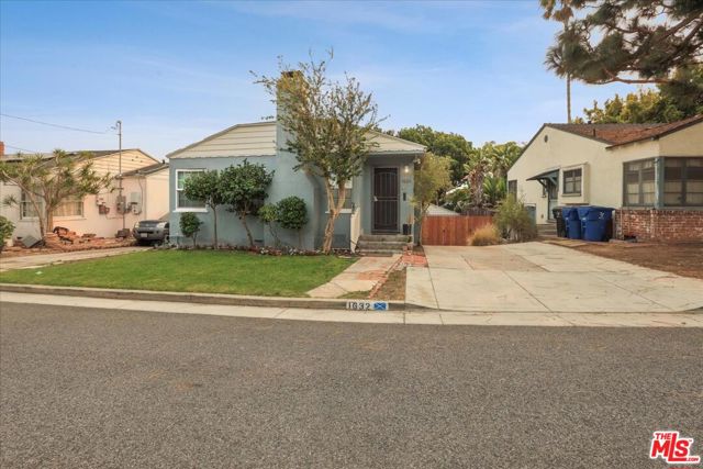 1632 Sunset Avenue Santa Monica, California Located in desirable Sunset Park, first time on the market in more than 60 years. 4 bedroom, 1 3/4 bath Clean neutral interior with upgrades done in the last couple of years. Fireplace in living room, balcony off the Main bedroom overlooking the large rear yard with mature trees. Lower room ideal for office / storage. The property also has an unfinished basement area that has roughed in plumbing, a great opportunity to upgrade or develop in a prime Santa Monica location. Detached 2 car garage and off street parking. Close to parks, schools, shopping and golf course. Buyer to do their own investigation / verify all information through personal inspections with appropriate professionals. Property is a trust sale, no court confirmation required. Property is sold as is, no credits or repairs.