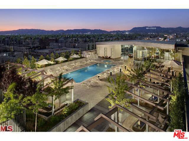 3785 WILSHIRE Boulevard, Los Angeles, California 90010, 2 Bedrooms Bedrooms, ,2 BathroomsBathrooms,Condominium,For Sale,WILSHIRE,21701768