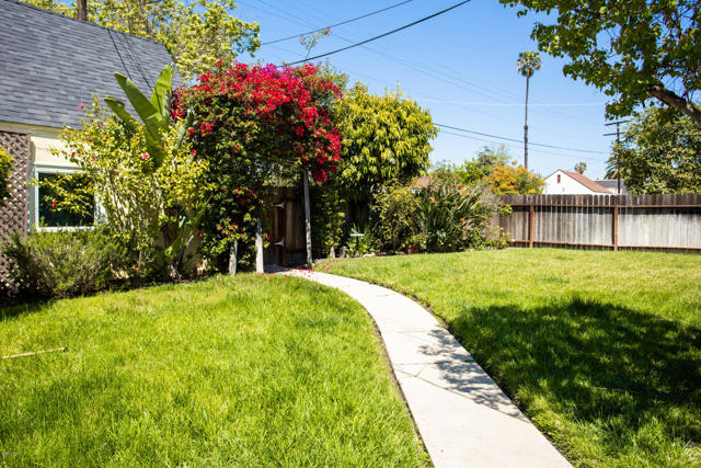 Backyard to Detached Garage