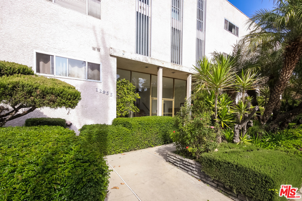 Residential for sale in Sherman Oaks, California, 21693388