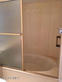 master tub_shower