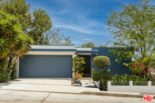 Image 2 for 475 Canyon Vista Dr, Los Angeles, CA 90065