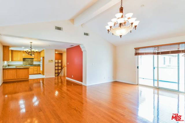 2403 Vanderbilt Lane, Redondo Beach, California 90278, 3 Bedrooms Bedrooms, ,2 BathroomsBathrooms,Residential,Sold,Vanderbilt,21789574