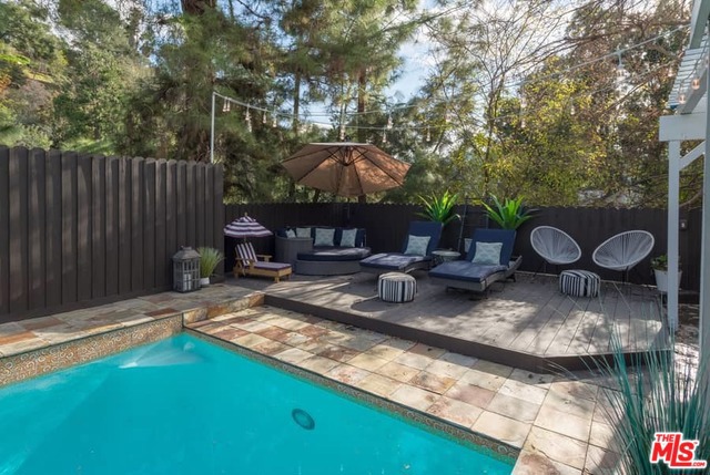 3525 LAURELVALE Drive