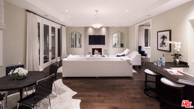 12000 CREST Court