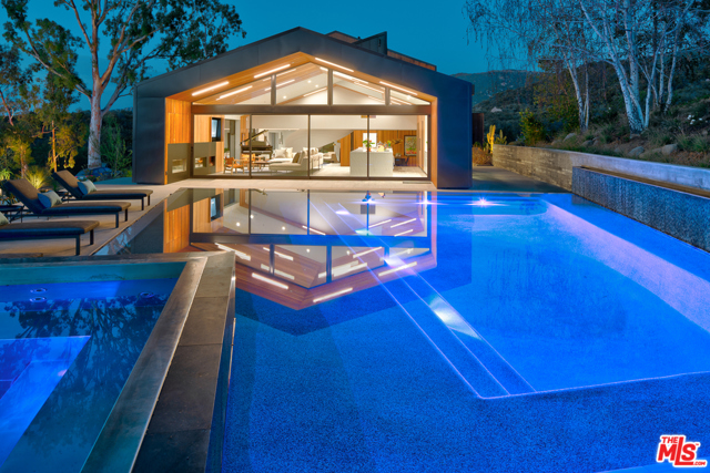 Photo of 1178 Stunt Road, Calabasas, CA 91302